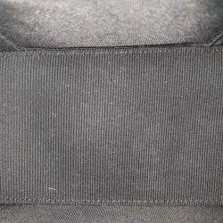 مملوكة مسبقًا Chanel Black Leather Vanity Crossbody Bag