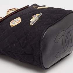 Pre Owned Chanel Black Quilted Wood Hamburg Bucket Bag