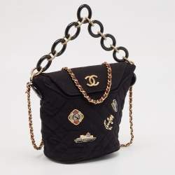 Pre Owned Chanel Black Quilted Wood Hamburg Bucket Bag