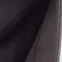 Pre Owned Chanel Black Quilted Leather CC Wallet On Chain