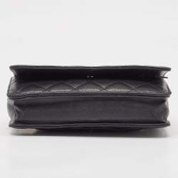 Pre Owned Chanel Black Quilted Leather CC Wallet On Chain
