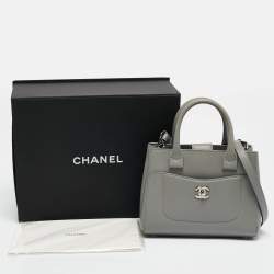 Pre Owned Chanel Grey Leather Mini Neo Executive Tote