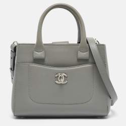 Pre Owned Chanel Grey Leather Mini Neo Executive Tote