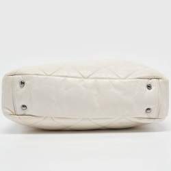 Pre Owned Chanel White Quilted Leather and Suede Portobello Tote
