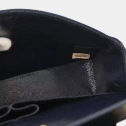 Pre Owned حقيبة شانيال كلاسيكية مزدوجة القلاب جلد الحمل أزرق بحري صغيرة