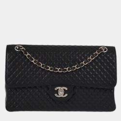Chanel Black Lambskin Leather Medium Classic Single Flap Bag