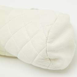 Pre Owned Chanel White Quilted Caviar Leather Timeless Clutch