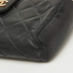 Pre Owned Chanel Black Quilted Leather CC Phone Holder Clutch