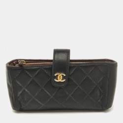 Pre Owned Chanel Black Quilted Leather CC Phone Holder Clutch