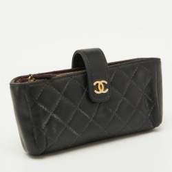 Pre Owned Chanel Black Quilted Leather CC Phone Holder Clutch