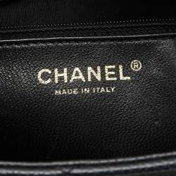 Pre Owned Chanel Black Quilted Caviar Leather Medallion Tote