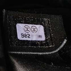 Pre Owned Chanel Black Caviar Leather Surpique CC Hobo