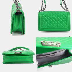 Pre Owned Chanel Green Leather Boy Shoulder Bag