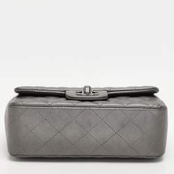 Pre Owned حقيبة ميني شانيل كلاسيك جلد مبطن وردي ميتاليك مستطيلة بقلاب 