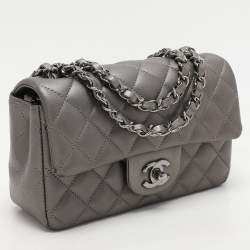 Pre Owned حقيبة ميني شانيل كلاسيك جلد مبطن وردي ميتاليك مستطيلة بقلاب 