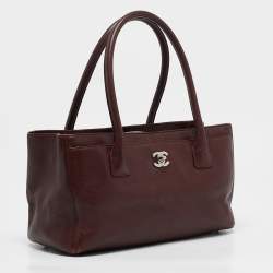 Pre Owned Chanel Burgundy Leather Small Cerf Shopper Tote