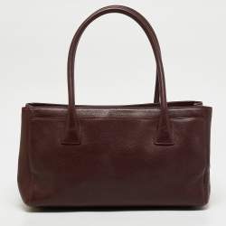 Pre Owned Chanel Burgundy Leather Small Cerf Shopper Tote