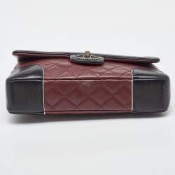 Pre Owned Chanel Red/Black Quilted Leather Engraved CC Contrast Trim Flap Shoulder Bag