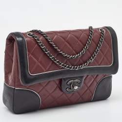 Pre Owned Chanel Red/Black Quilted Leather Engraved CC Contrast Trim Flap Shoulder Bag