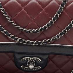 Pre Owned Chanel Red/Black Quilted Leather Engraved CC Contrast Trim Flap Shoulder Bag