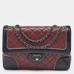 Pre Owned Chanel Red/Black Quilted Leather Engraved CC Contrast Trim Flap Shoulder Bag
