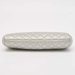 Pre Owned Chanel Silver Quilted Caviar Leather CC Frame Clutch