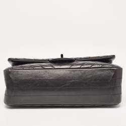 Pre Owned Chanel Black Chevron Leather Classic 225 Reissue 2.55 Flap Bag