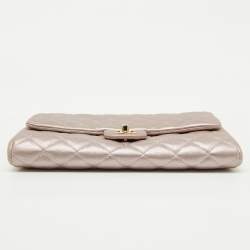 Pre Owned Chanel Metallic Pink Quilted Leather Chain Flap Clutch