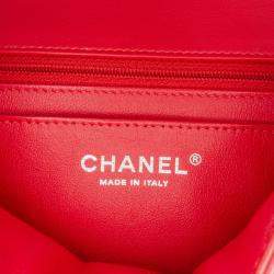 مملوكة مسبقًا Chanel Red Mini Rectangular Classic Patent Single Flap