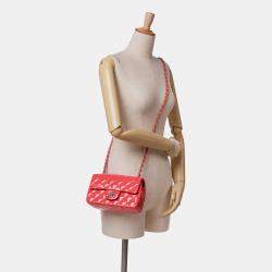 مملوكة مسبقًا Chanel Red Mini Rectangular Classic Patent Single Flap