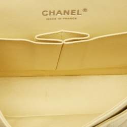 Pre Owned Chanel Yellow Caviar Quilted Leather Medium Classic Double Flap Bag