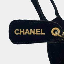 Pre Owned Chanel Black Velvet Turnlock Handbag