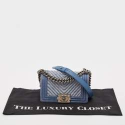 Pre Owned Chanel Blue Chevron Quilted Denim Small Boy Flap Bag