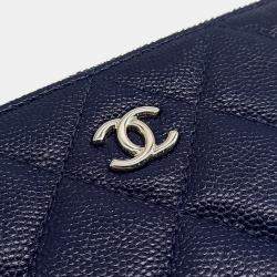 Pre Owned Chanel Navy Blue Leather New Medium Clutch