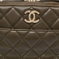 Pre Owned Chanel Green Quilted Leather Medium Trendy CC Bowling Bag
