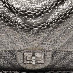 Chanel Metallic Grey Chevron Leather 224 Reissue 2.55 Flap Bag