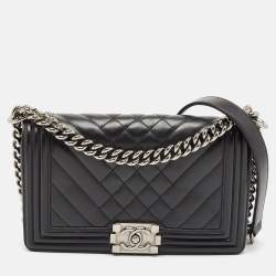 Pre Owned Chanel Black Quilted Leather Medium Boy Flap Bag