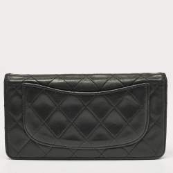 Pre Owned Chanel Black Quilted Leather L Yen Wallet