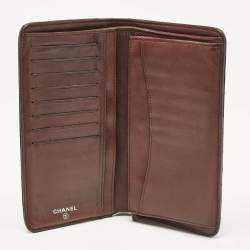 Pre Owned Chanel Black Quilted Leather L Yen Wallet