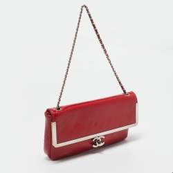 Pre Owned Chanel Red Patent Leather CC Frame Flap Bag