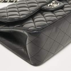 Pre Owned Chanel Black Quilted Leather Jumbo Classic Double Flap Bag
