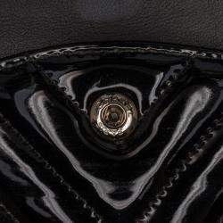 Pre Owned Chanel Black Medium Classic Chevron Patent Double Flap Bag