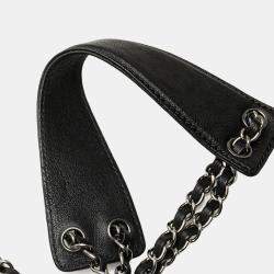 Chanel Black Large Calfskin Diamond Stitch Crossbody Bag