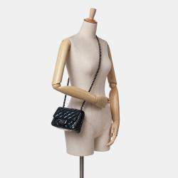 Pre Owned Chanel Navy Blue Mini Square Classic Patent Single Flap Bag