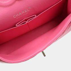 Pre Owned Chanel Pink Chevron Leather Medium Classic Double Flap Shoulder Bag