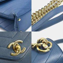 Pre Owned Chanel Blue Leather V-Stitch Shoulder Bag