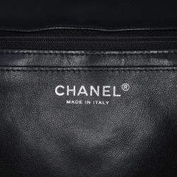 Pre Owned Chanel Black Caviar Leather Jumbo Classic Single Flap Bag
