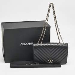 Pre Owned Chanel Black Chevron Leather Medium Statement Flap Bag