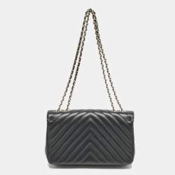 Pre Owned Chanel Black Chevron Leather Medium Statement Flap Bag