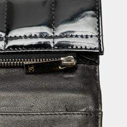 Pre Owned Chanel Black Patent Leather CC Chocolate Bar Clutch on Chain